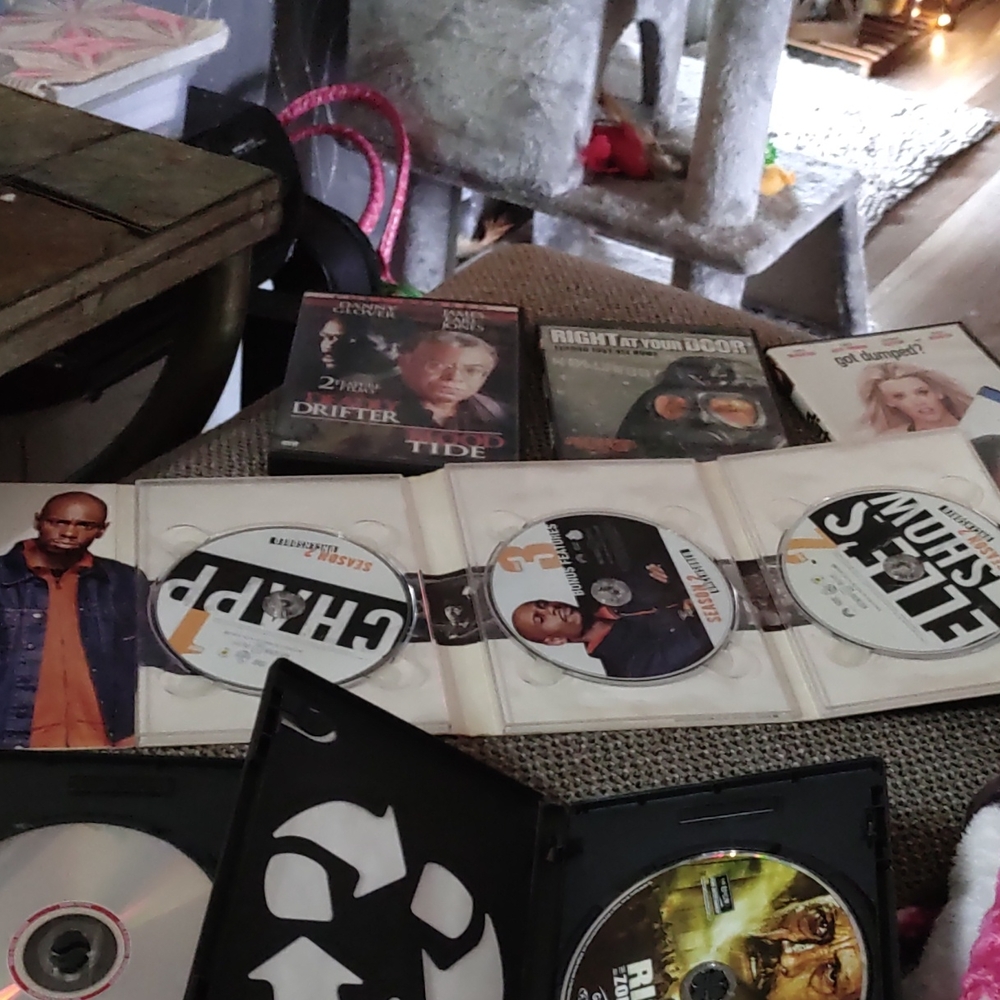 Dvds - Picture 3 of 6